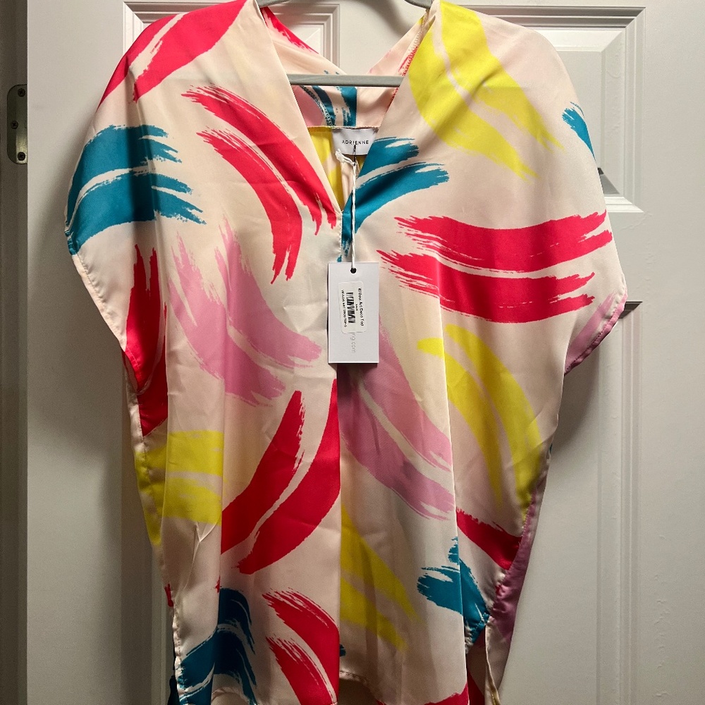 Tops - Picture 2 of 4